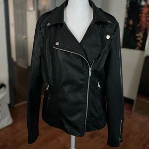 Women's Just Fab Leather Jacket Size Medium